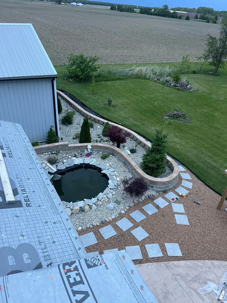 Outdoor landscape lighting and backyard pathway